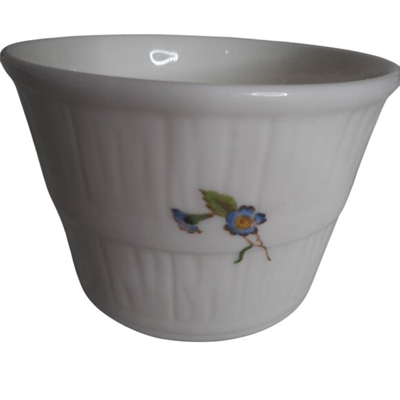 Vintage Royal Worcester White Fruit & Flower Design Mini Bowl Bone China - Picture 2 of 7